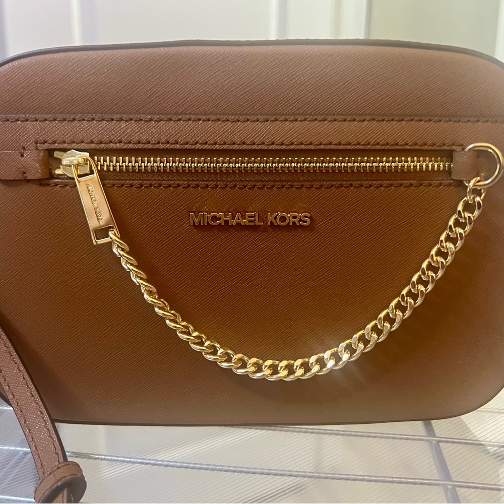 Michael Kors Jet Set Tan Crossbody Bag with Gold Chain